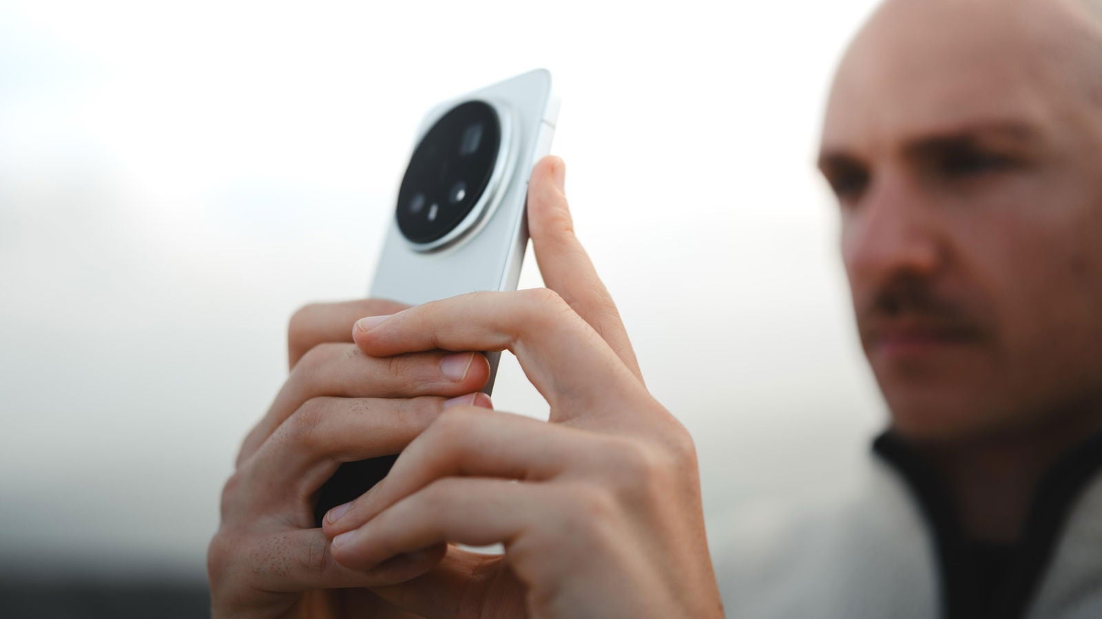 Capturando fotos con la cámara del HONOR Magic 8 Pro / Fotografía de Christian Collado