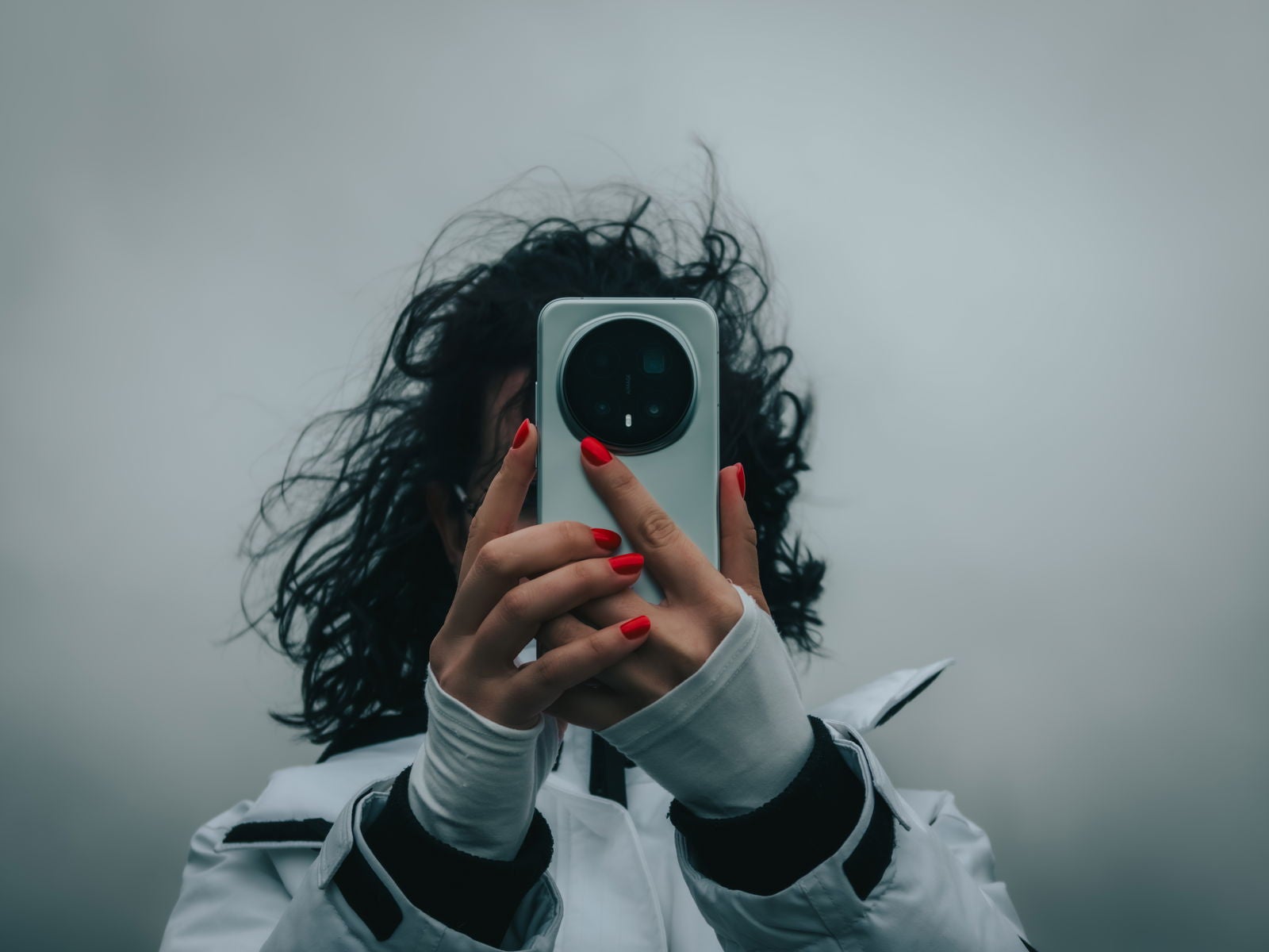 La batería integrada en el HONOR Magic 8 Pro global no es tan grande como la presente en el modelo vendido en China / Fotografía de Christian Collado