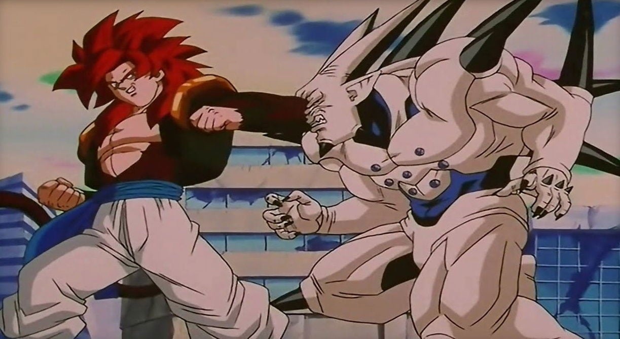 Gogeta Super Saiyan 4 se enfrentó a Omega Senron sin mucho éxito en Dragon Ball GT.