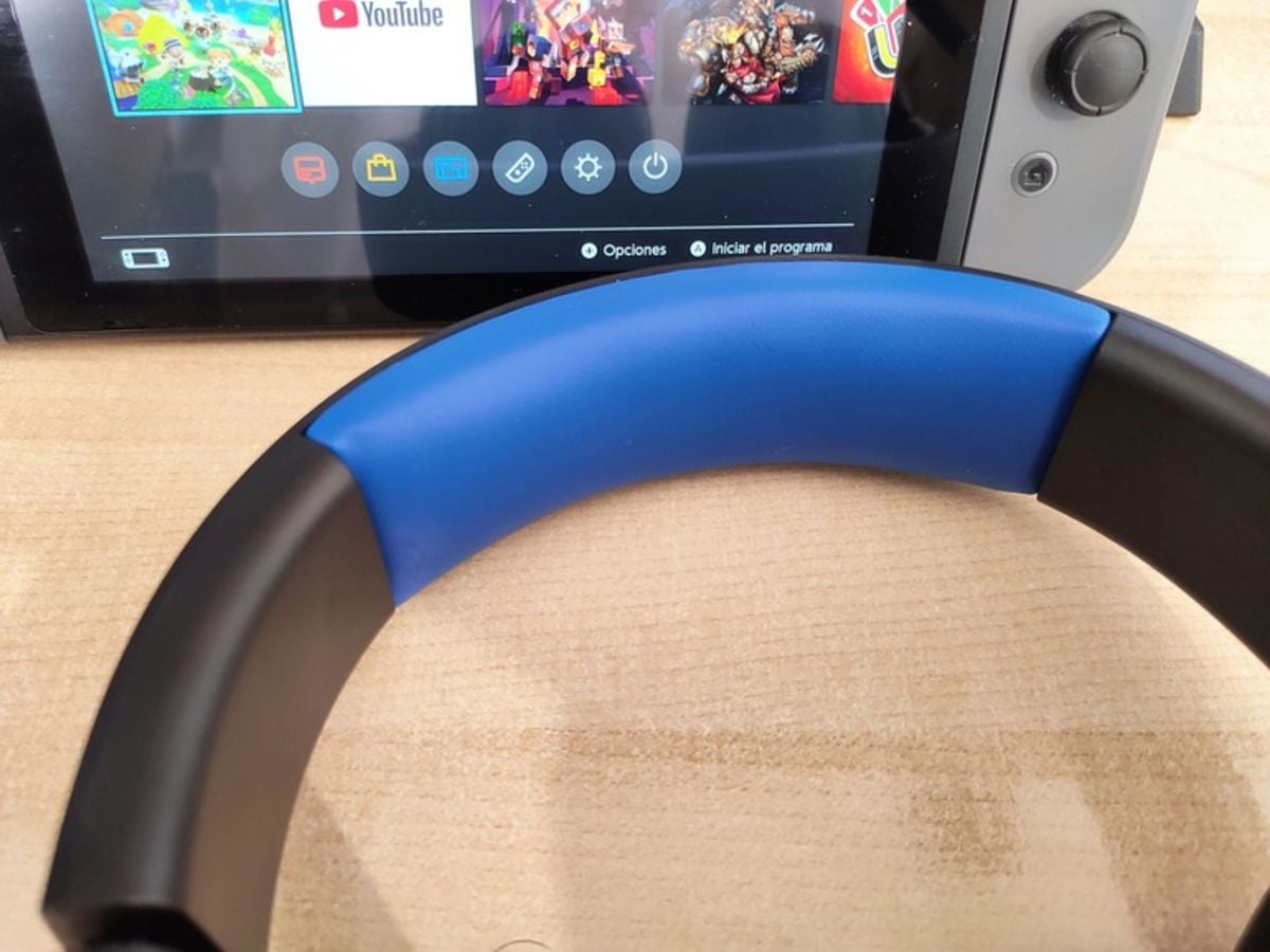 La diadema de los auriculares Razer Kraken X for Console está acolchada