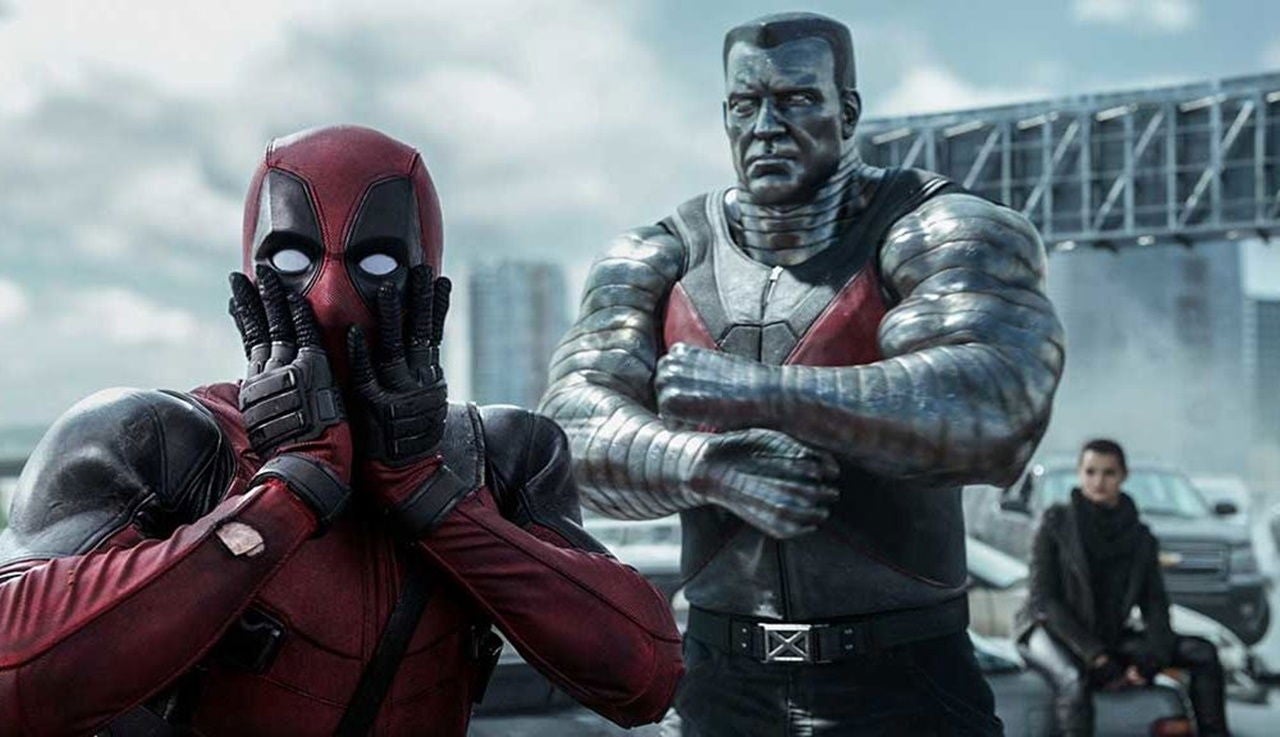Deadpool con Coloso en una batalla contra criminales