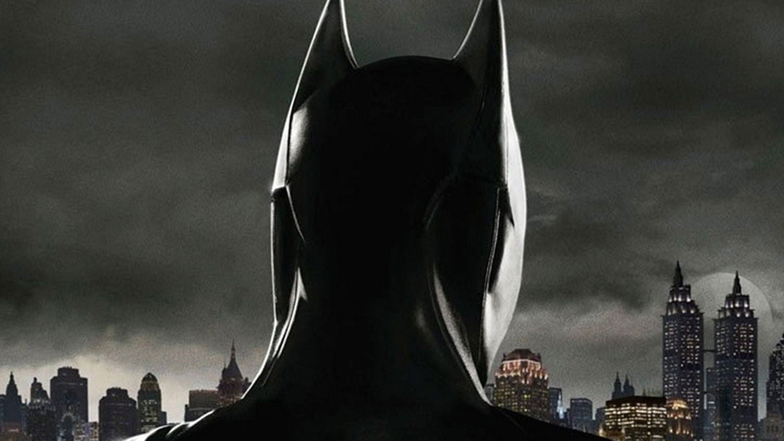 El traje de Batman aún se encuentra vacío