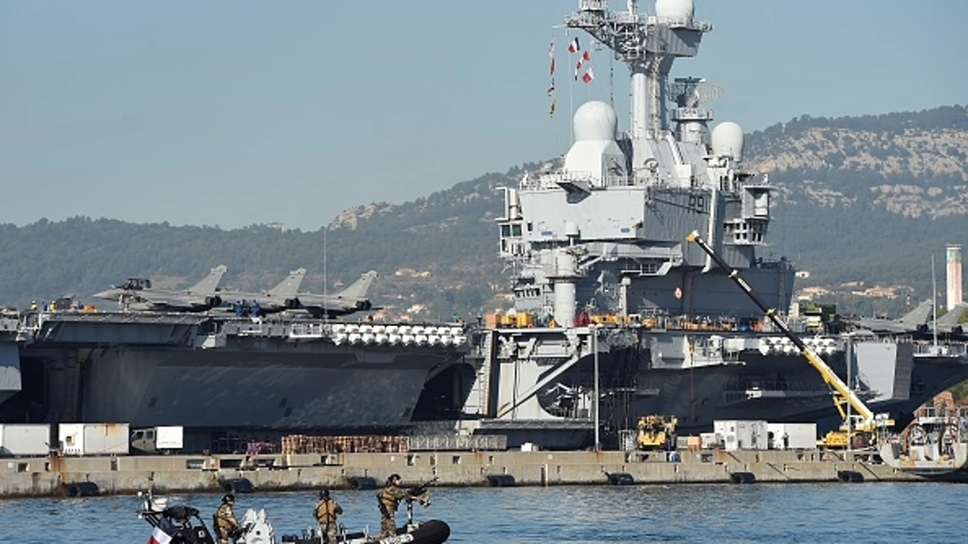 Imagen del portaaviones francés, Charles de Gaulle