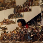 Puestos de Navidad con figuritas del Belén