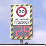 Frame 22.08 de: Un radar fijo ubicado en Zamundio salta si tan sólo circulas a 20 kilómetros por hora