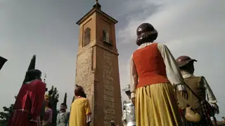 Gigantes y cabezudos Comparsa de Gigantes en Alcalá de Henares
