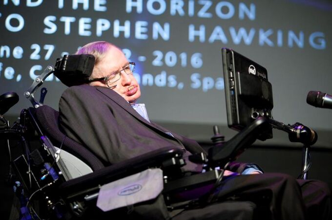 El físico británico Stephen Hawking en una intervención en el festival Starmus, en Canarias