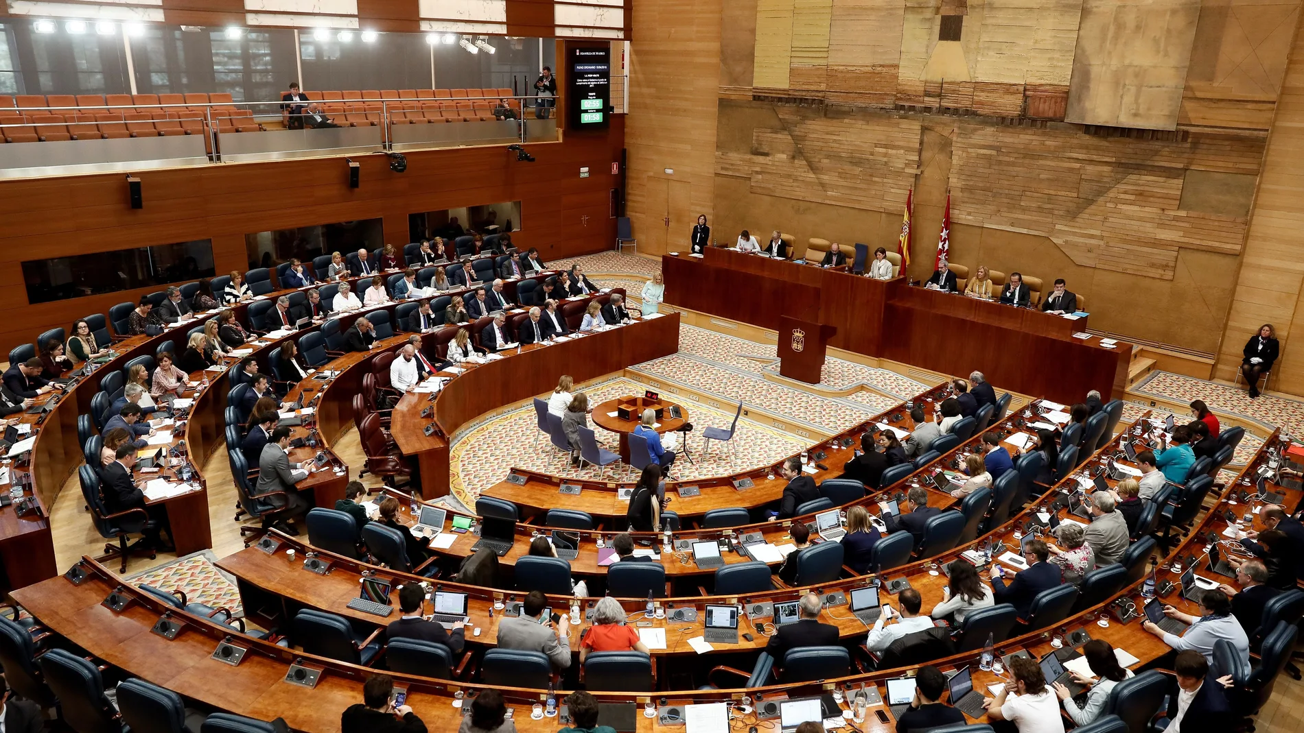 Vista general del pleno de la Asamblea de Madrid