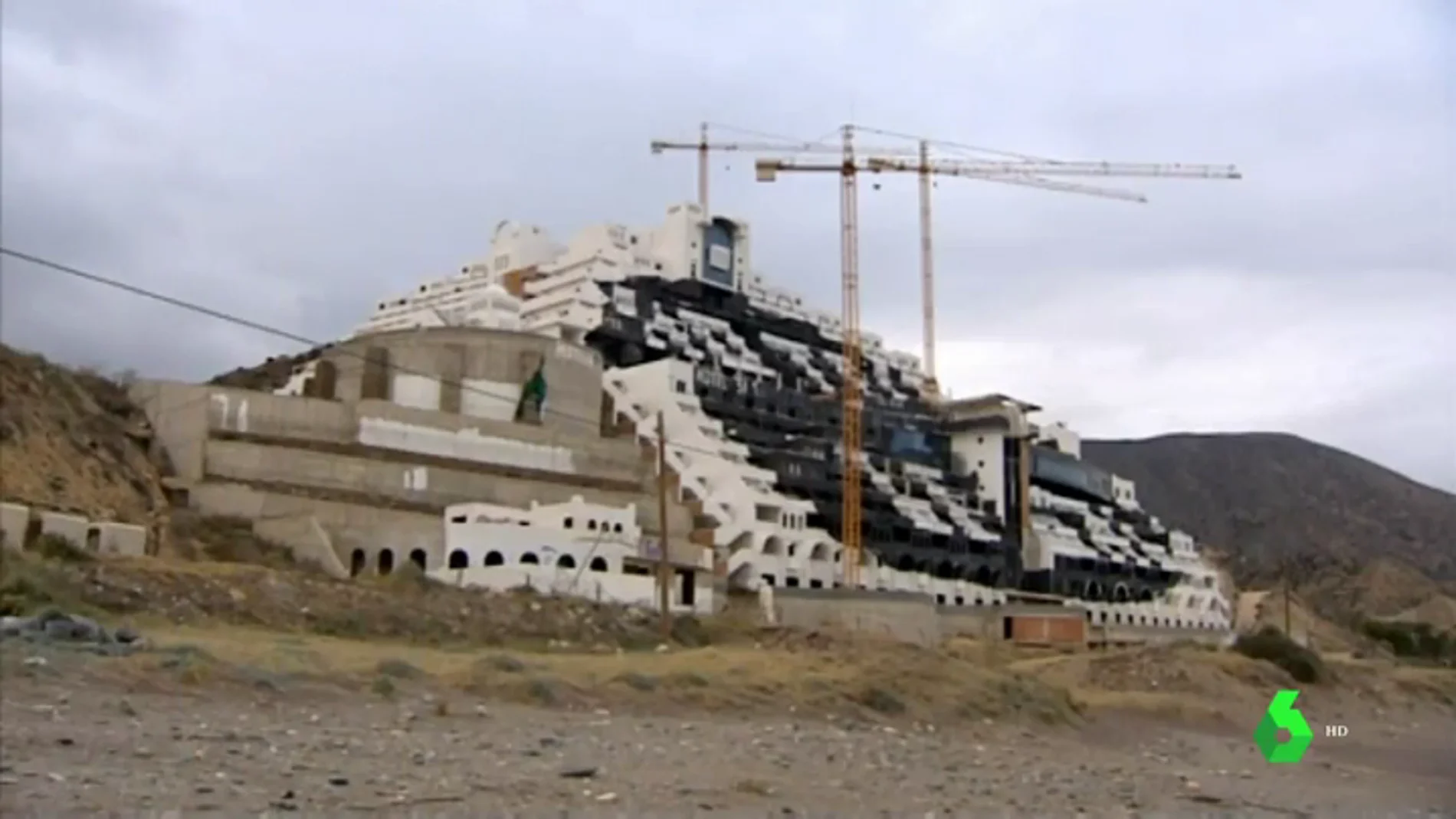En 2016 el Supremo declaró ilegal la construcción del hotel del Algarrobico