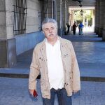 El ex dirigente de CC OO-A, Juan Antonio Florido, en el juzgado
