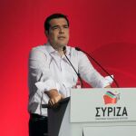 El primer ministro griego, Alexis Tsipras, pronuncia su discurso ayer durante el Comité Central de Syriza, en Atenas