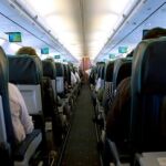 Un avión lleno de fontaneros es obligado a aterrizar por problemas en el desagüe de un inodoro