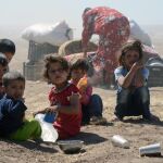 Niños sirios, en la frontera con Turquía