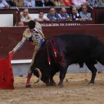 Derechazo de López Simón, en la plaza de toros de Las Ventas