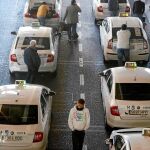Uber no quiere restricción alguna en su competencia con el taxi
