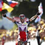 El ciclista español Joaquín "Purito"Rodríguez, del Katusha, celebra su victoria en la tercera etapa de la 102ª edición del Tour de Francia