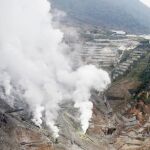 Detectada actividad sísmica, además de vapor y ceniza