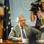 Fomento propone servicios mínimos del 25% para vuelos y del 20% para trenes