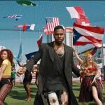 Captura del videoclip «Colors», interpretada por Jason Derulo para el Mundial de Rusia