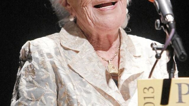 El premio a la abuela de Doña Letizia sigue dando que hablar