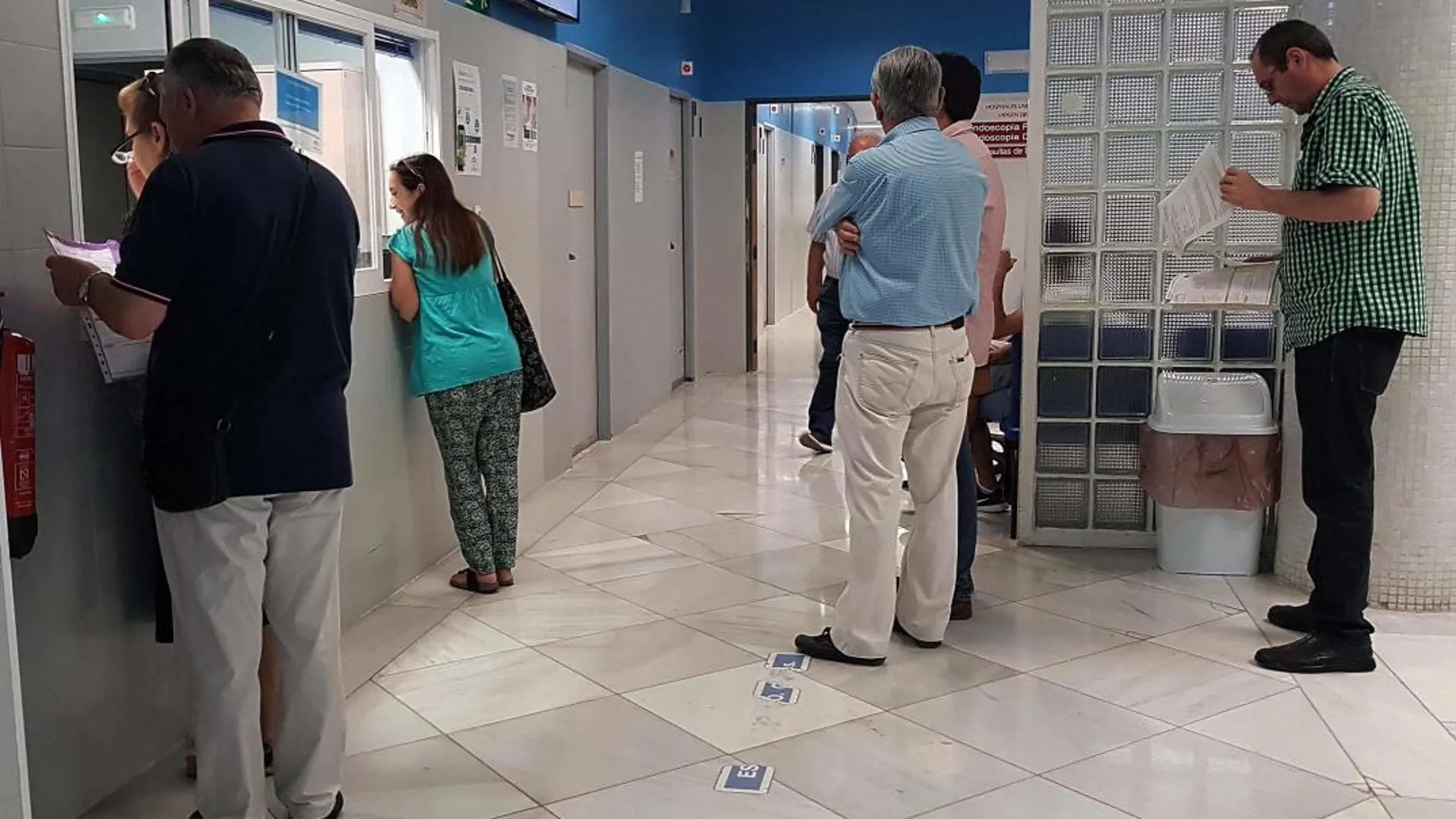 Las listas de espera siguen aumentando en la sanidad pública