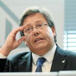 PP y CiU exigen la dimisión de Bragado, imputado en el caso, pero el bipartito defiende su honorabilidad