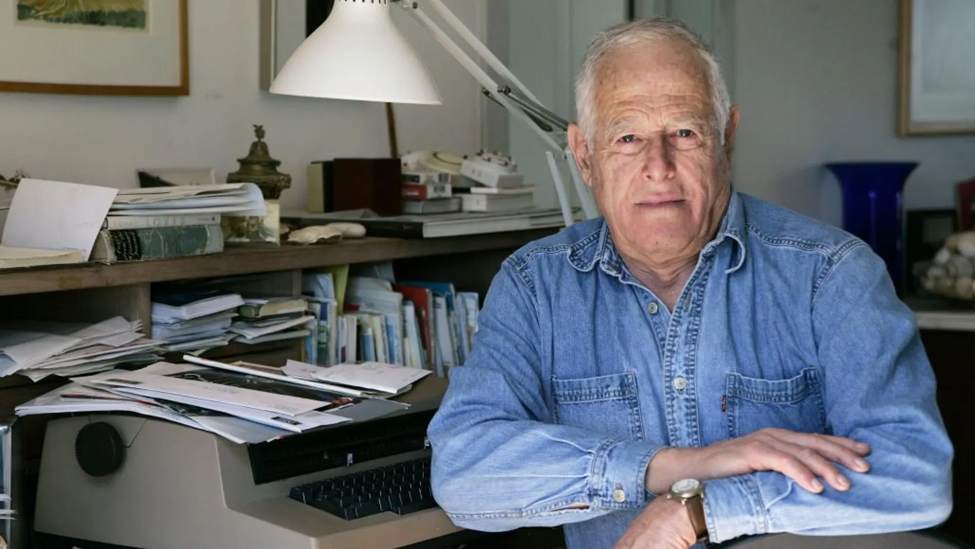 NEOYORQUINO. James Salter, en 2005 en su hogar de Bridgehampton (Nueva York)