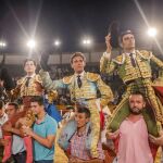 José Garrido, Ginés Marín y Miguel Ángel Perera, a hombros en la plaza de toros de Badajoz, ayer