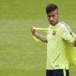 Las empresas que tenían derechos sobre Neymar sospechan que su porcentaje fue sobre una cifra inferior a la real por su fichaje