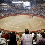 Imagen de la plaza de toros de La Coruña abarrotada de aficionados