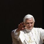 El Papa anima a los jóvenes del mundo a acudir a España en 2011