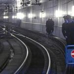 Un trabajador de metro encontró la bomba en la estación de Rebibbia, lugar de maniobras