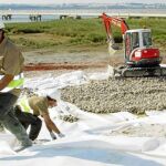 El proyecto piloto se realiza en una parcela de unos 1.800 metros cuadrados de las 1.200 hectáreas que ocupan las balsas de fosfoyesos