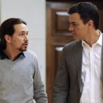 Pablo Iglesias y Pedro Sánchez han tenido que lidiar esta semana con sendas polémicas en sus formaciones de cara a las próximas citas con las urnas
