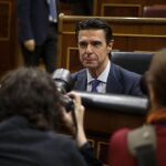 El ministro de Industria, Energía y Turismo, José Manuel Soria, a su llegada al pleno del Congreso de los Diputados