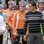 Alberto Contador, vestido de calle, durante el homenaje a Chechu Rubiera en noviembre