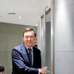 El portavoz del PP en el Congreso a la salida de una Junta de Portavoces