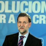 El presidente del Partido Popular (PP), Mariano Rajoy, durante su comparecencia al término de la reunión de la Junta Directiva de los populares catalanes esta tarde en Barcelona