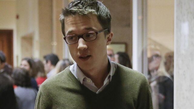 El número dos de Podemos Íñigo Errejón a su llegada a la Junta de Potavoces en el Congreso