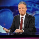 Jon Stewart durante la emisión del programa "The Daily Show with Jon Stewart"en 2011