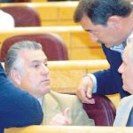 Luis Bárcenas dimitió antes de que el Tribunal Supremo anunciara el suplicatorio para que la investigación sobre su persona no afectara al partido.