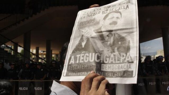 Zelaya: «Ya empezó la guerra civil»