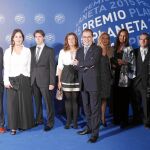 Representantes del amplio elenco de escritores de Planeta, entre los que se encuentran Javier Sierra, Dolores Redondo, Almudena de Arteaga y María Dueñas