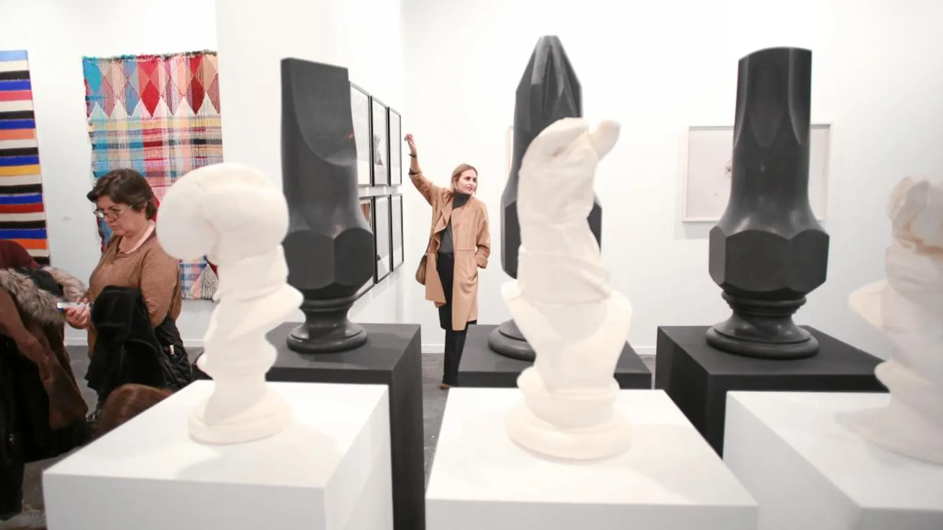En la galería Espacio Mínimo las ventas han ido a buen ritmo y los galeristas que la regentan están satisfechos