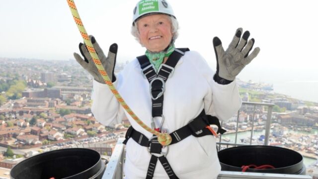 Doris Long, antes de iniciar su descenso.