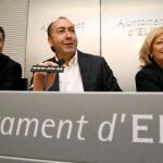 El alcalde de Elche, Alejandro Soler (c), junto al portavoz del equipo del gobierno municipal, Alejandro Pérez (i), y la primera teniente de alcalde, María Teresa Sempere