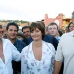 Blair no quería fotografiarse junto a Berlusconi por su pañuelo en la cabeza