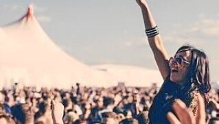 El &aacute;nimo del p&uacute;blico ya marca el comp&aacute;s de la m&uacute;sica