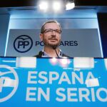 El vicesecretario de Sectorial del PP, Javier Maroto, ayer en rueda de prensa