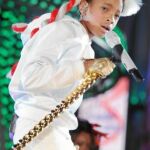 Willow Smith en su actuación en el encendido de las luces de Navidad en la ciudad de Los Ángeles